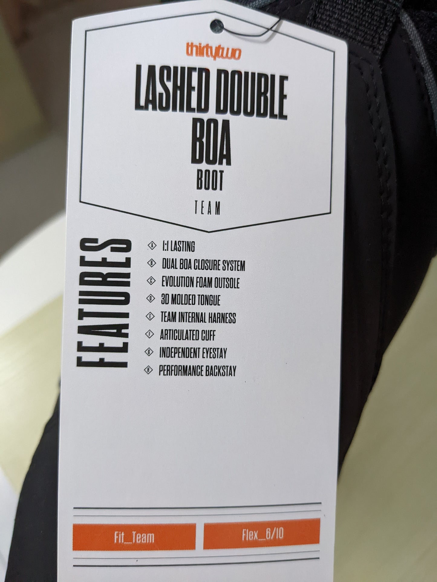 可到店試 Thirtytwo Lashed Double Boa Woman Snowboard Boots